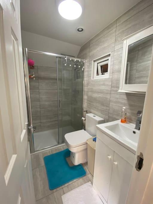 Charming Private Guest House Enfield Luaran gambar